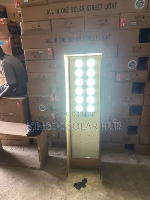100w Wakatek Solar Streetlights