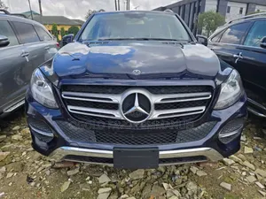 Mercedes-Benz GLE-Class GLE 350 2018 Blue