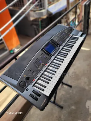 Yamaha PSR-8000