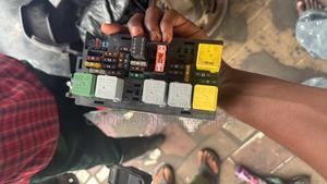 Front Fuse Box for Ml350 W164 2010/2011 Model