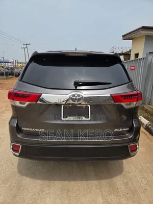 Toyota Highlander 2016 Gray