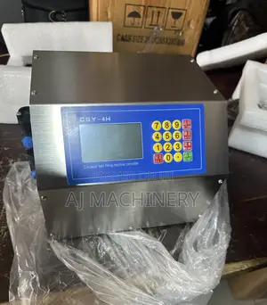 4 Nozzle Liquid Filling Machine With Conveyor