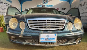Mercedes-Benz E320 2005 Green