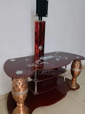 Transparent Glass Shelve