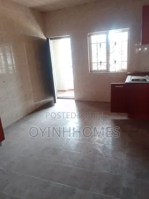 3bdrm Block of Flats in Bonus Estate, Lekki for rent