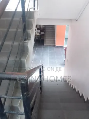 Shop in a Complex