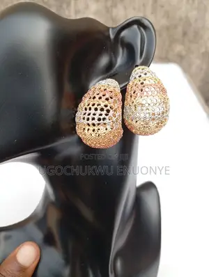 Tri-Color Metallic Hollow Teardrop Earrings
