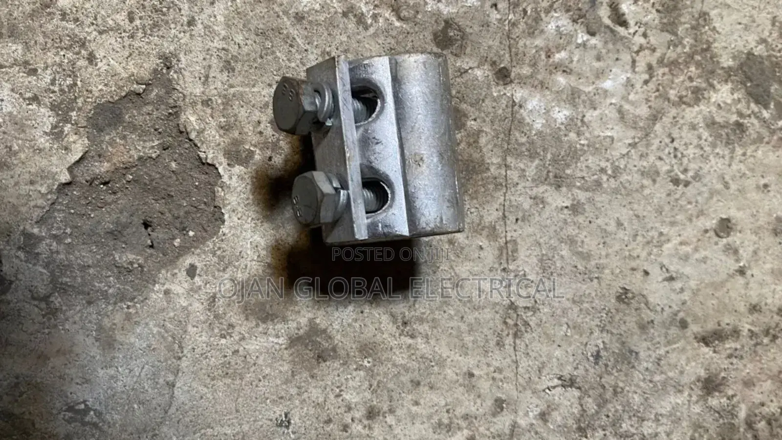 2 Bolt Line Tap Small