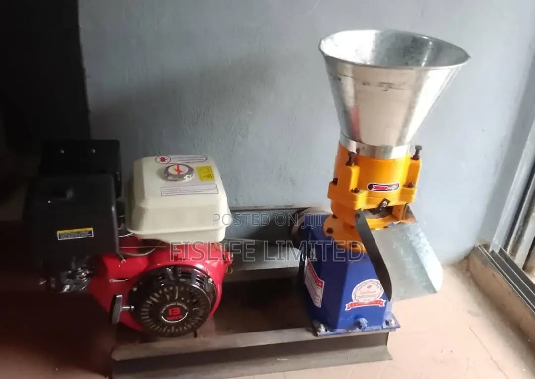Reto Feed Pelleting Machine With Engine 200kg