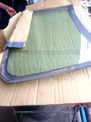 Back Wind Screen for Nissan Tiida / Versa 2008