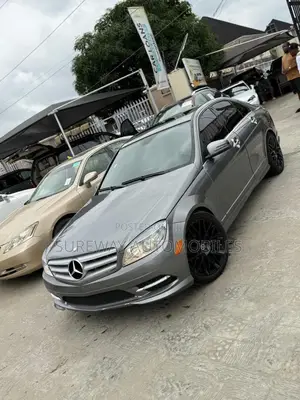 Mercedes-Benz C300 Sport 4Matic Sedan AWD (3.0L 6cyl 7A) 2011 Gray