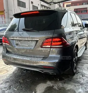 Mercedes-Benz GLE-Class AMG GLE 43 4MATIC 2017 Gray