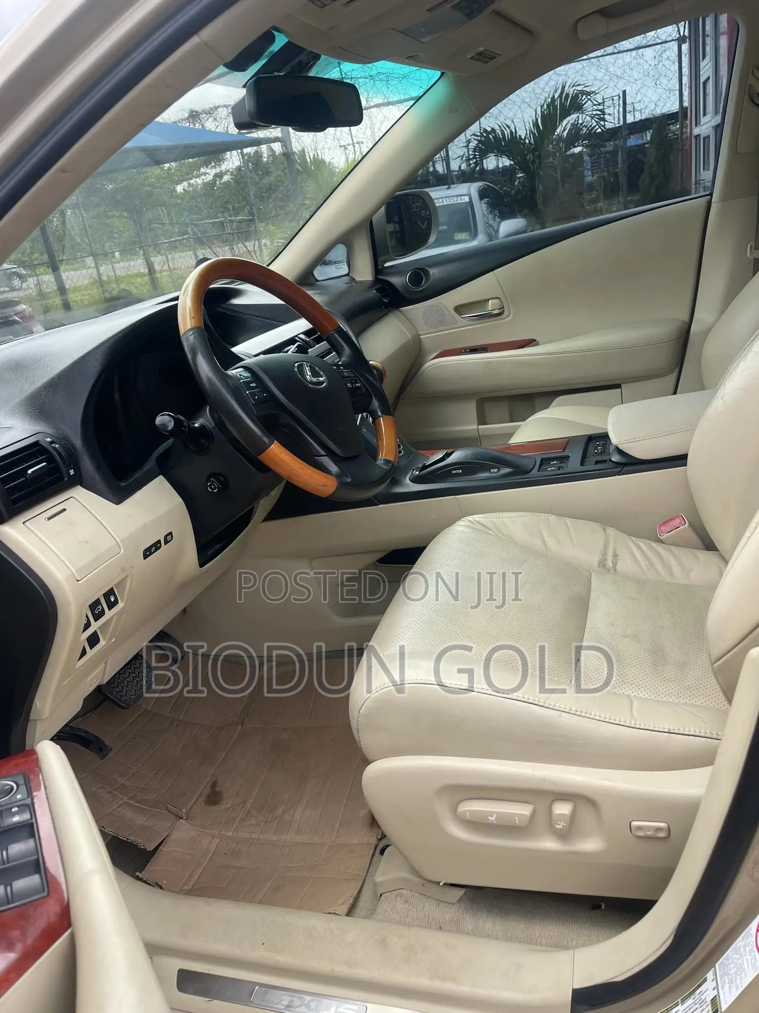Lexus RX 350 2011 Gold