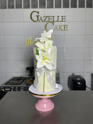 Classic Custom Made Cake Design to Suit Your Event