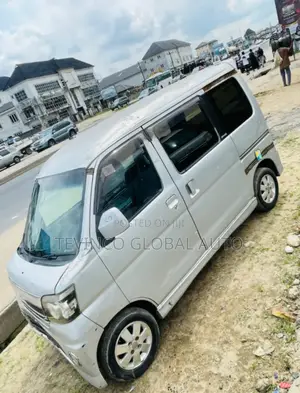 Daihatsu Hijet 2010 Silver