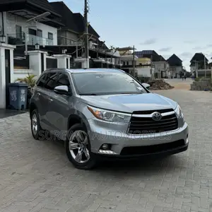 Toyota Highlander 2015 Silver
