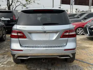 Mercedes-Benz M Class 2014 Blue