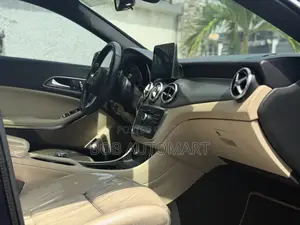 Mercedes-Benz CLA-Class 2017 Blue