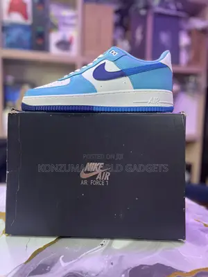 Original Nike Air Sneakers – Blue White (Brand New)