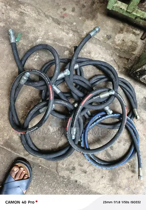 High-Pressure Hydraulic Hoses, Commonly Used in Industrial.