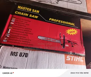 Master 20 Inches Chainsaw Machine