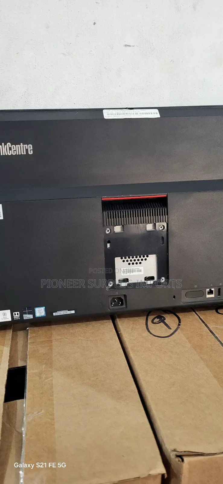 Desktop Computer Lenovo ThinkCentre M900 8GB Intel Core I5 SSD 256GB