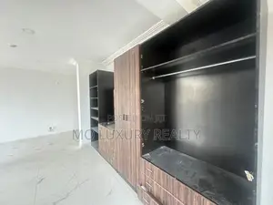 3bdrm Apartment in Victoria Island for rent