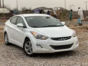 Hyundai Elantra 2014 White