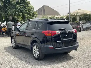 Toyota RAV4 Limited 4dr SUV (2.5L 4cyl 6A) 2014 Black
