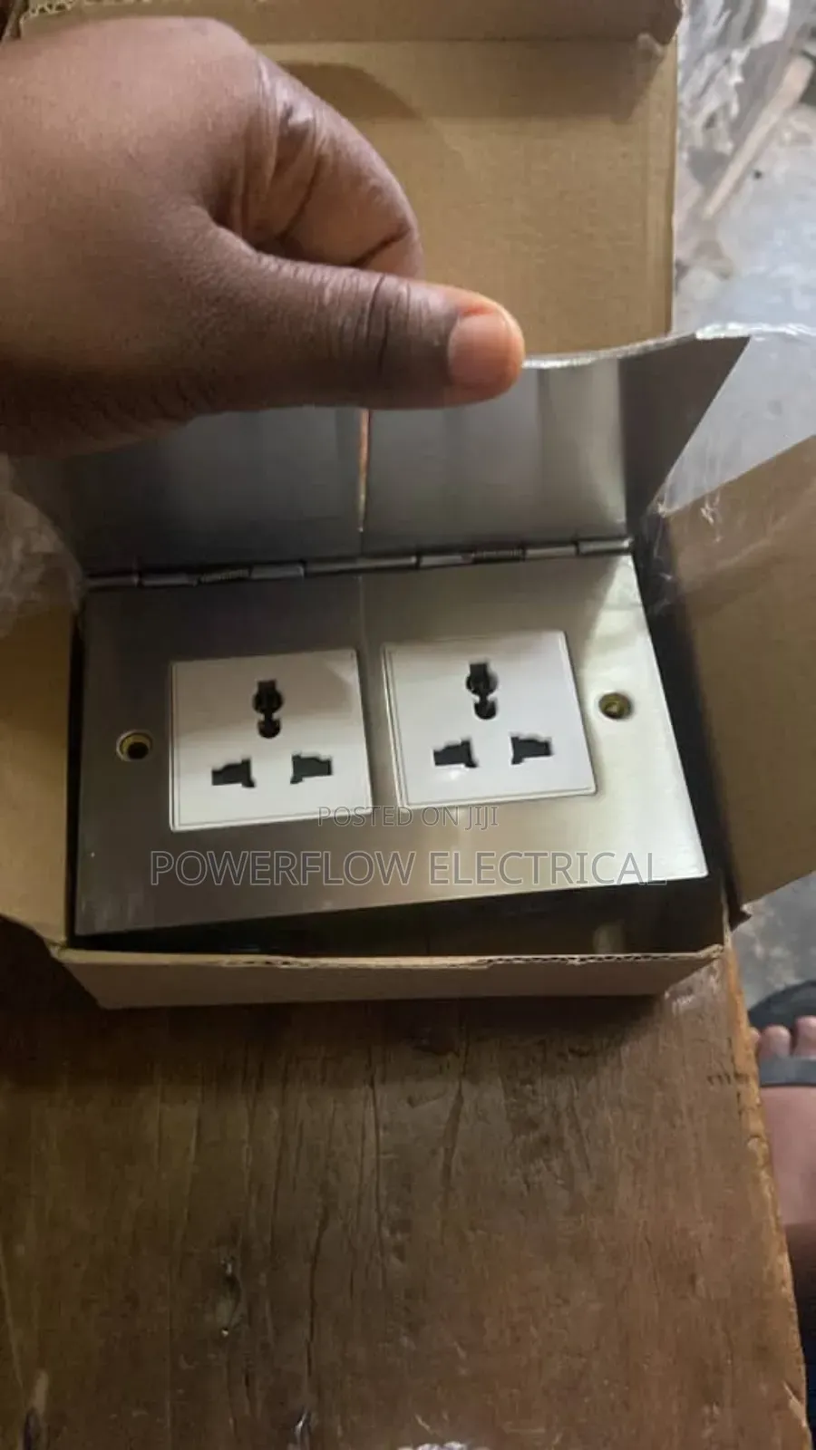 Floor Socket