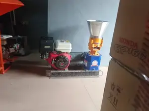 Reto Feed Pelleting Machine With Engine 200kg