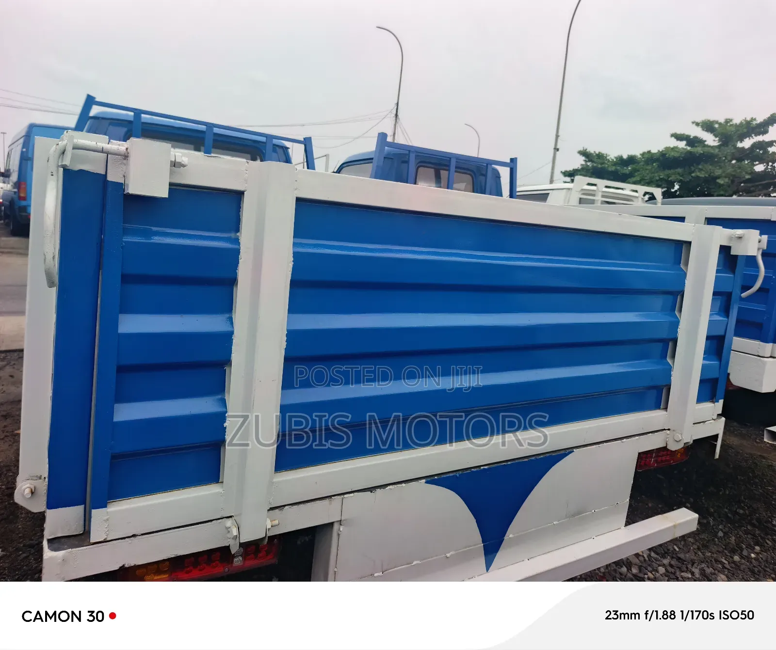 Mitsubishi Delica 2014 Blue