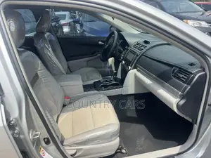 Toyota Camry LE 4dr Sedan (2.5L 4cyl 6A) 2013 Silver