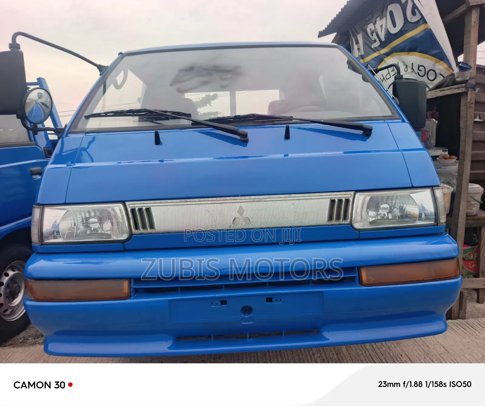 Mitsubishi Delica 2012 Blue