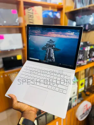 New Laptop Microsoft Surface 2 16GB Intel Core I7 SSD 512GB