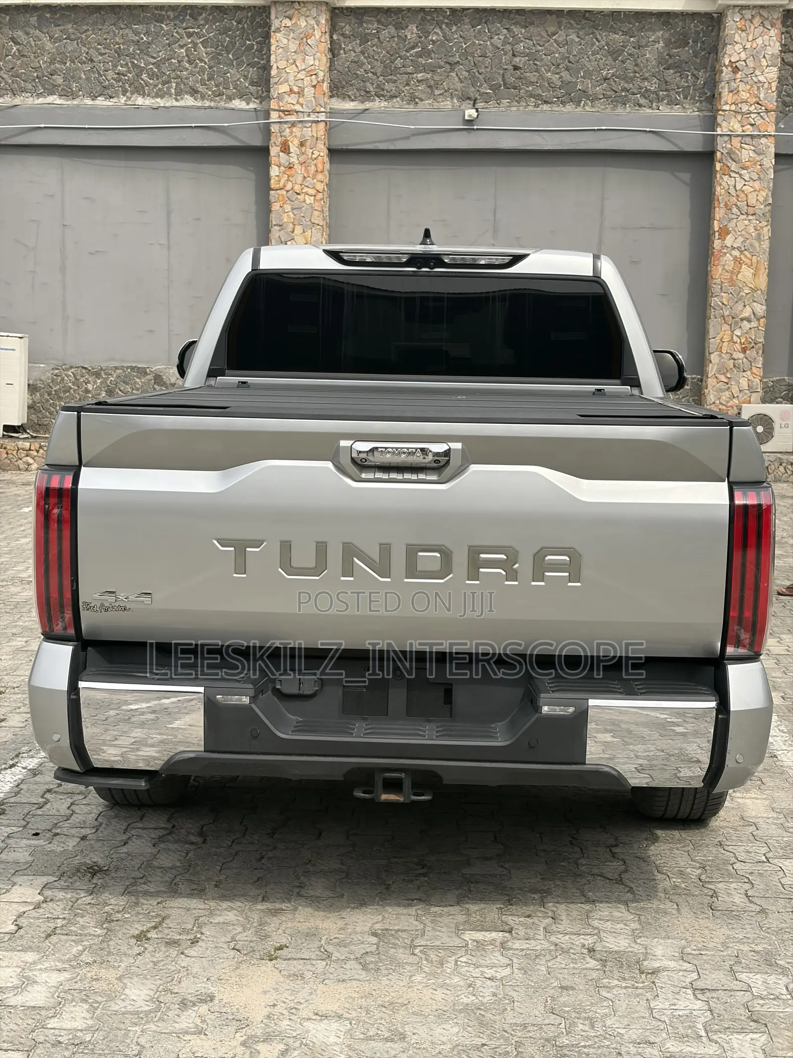 Toyota Tacoma 2022 Silver