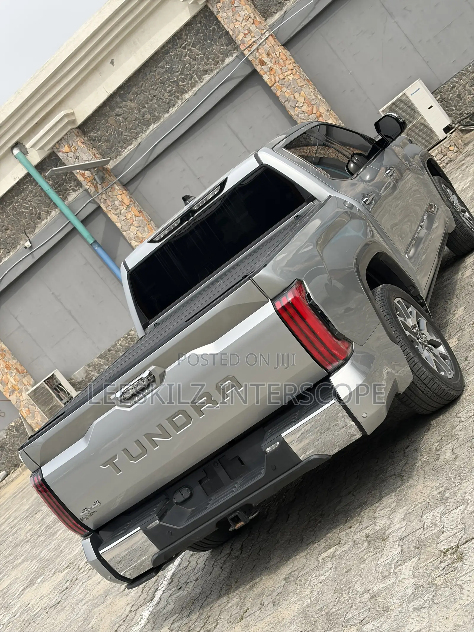 Toyota Tacoma 2022 Silver