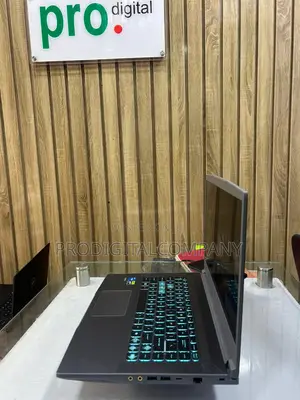Laptop Asus ROG Zephyrus M15 GU502LU 16GB Intel Core i7 SSD 512GB