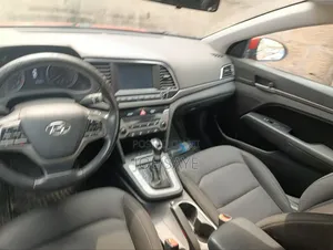Hyundai Elantra 2018 Burgundy