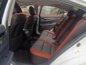 Lexus ES 2014 White