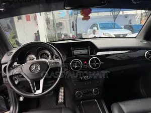 Mercedes-Benz GLK-Class 350 4MATIC 2013 Gray