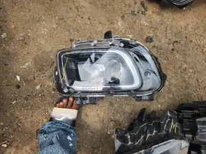 Hyundai Venue Headlamp 2015 Model