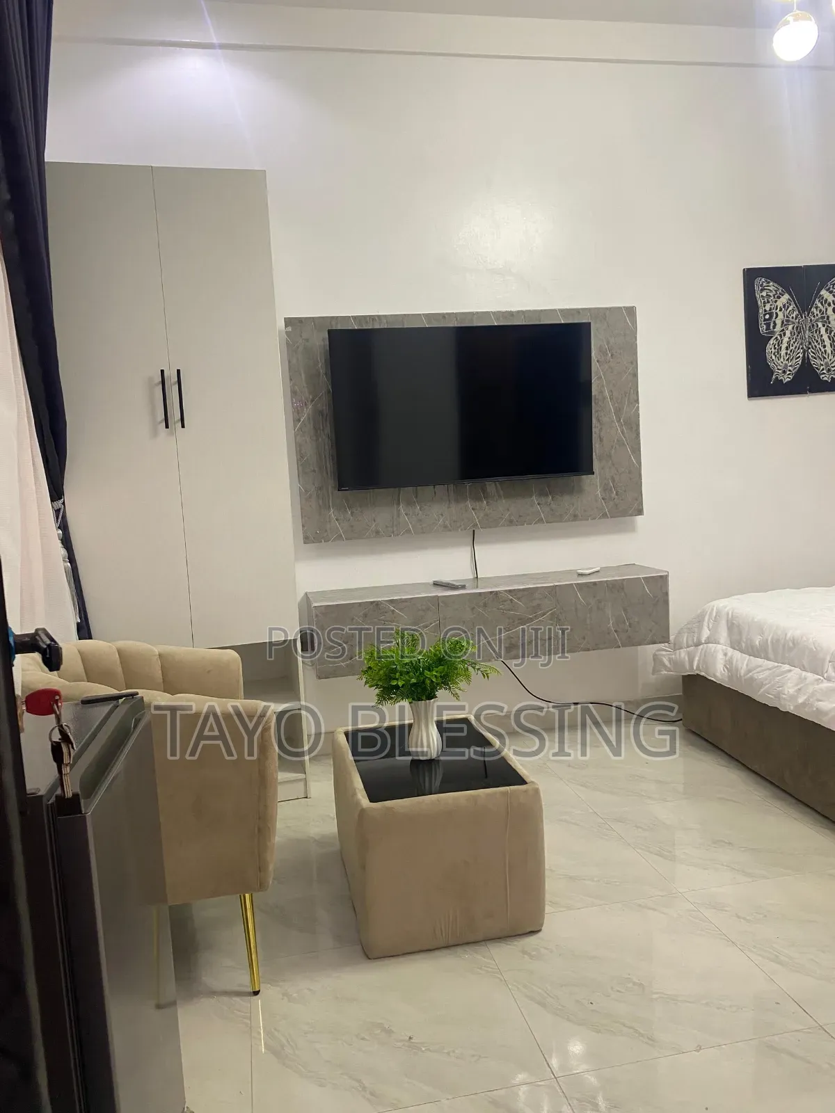 Luxury Studio Apartment at Lekki- Ikate, Lagos