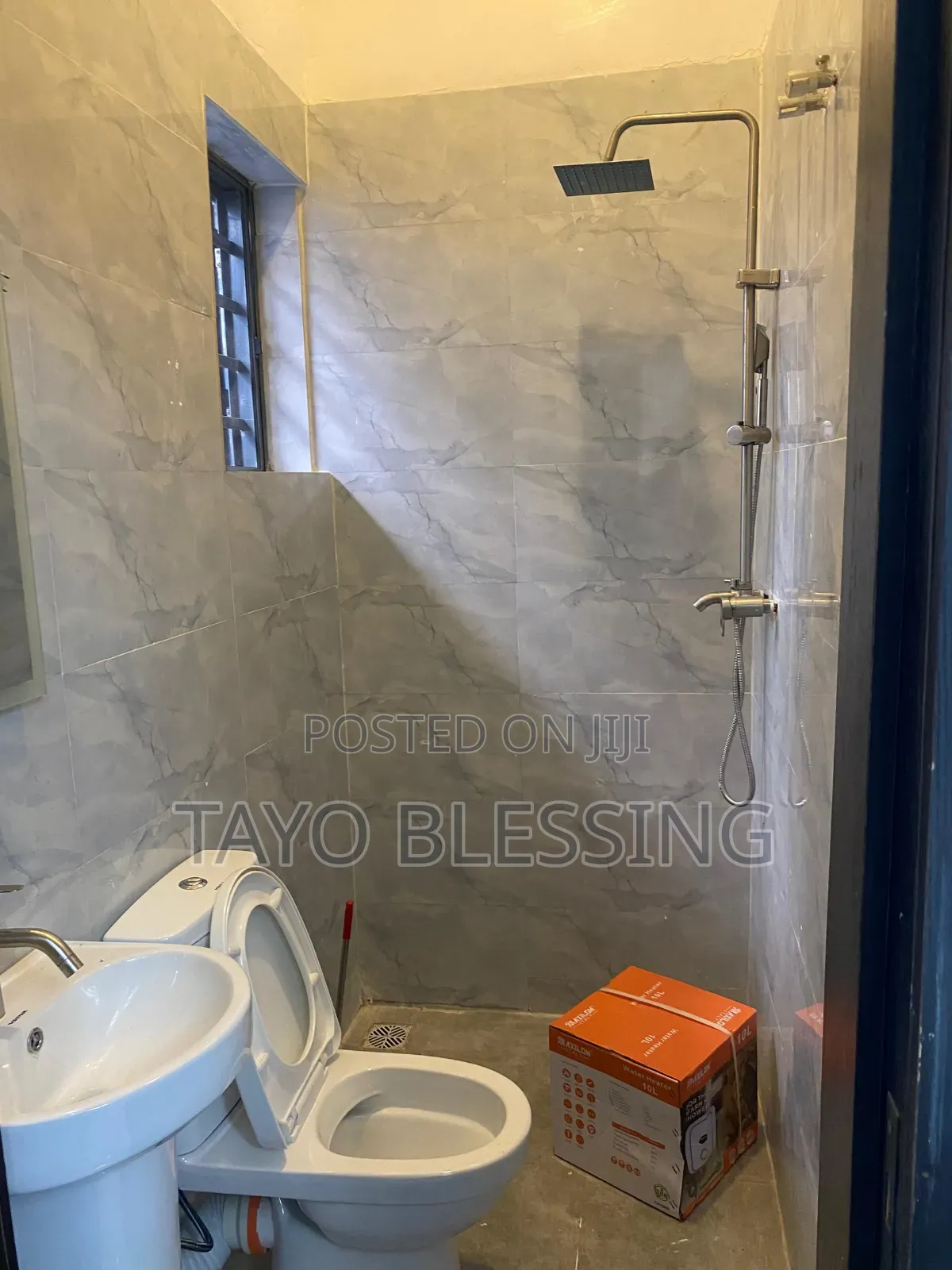 Luxury Studio Apartment at Lekki- Ikate, Lagos