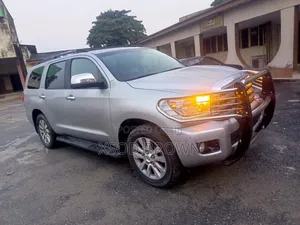 Toyota Sequoia 2011 Silver