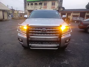 Toyota Sequoia 2011 Silver