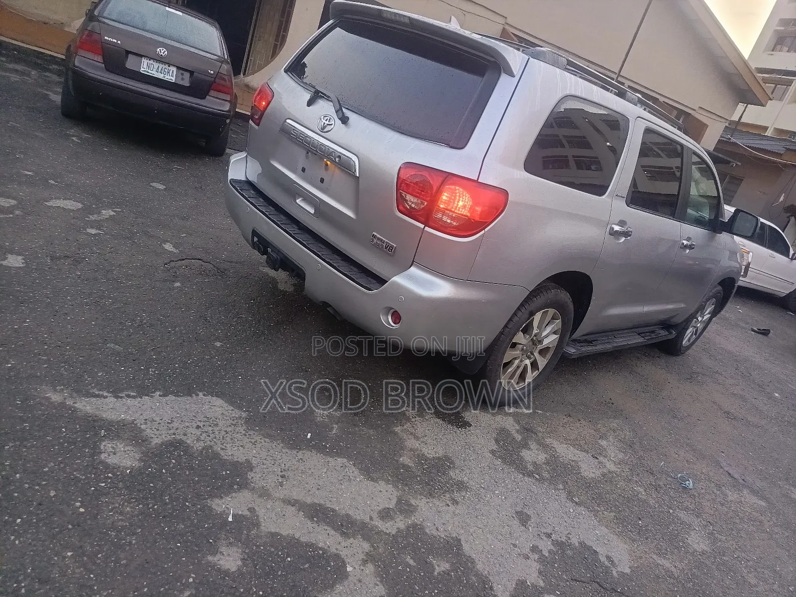 Toyota Sequoia 2011 Silver