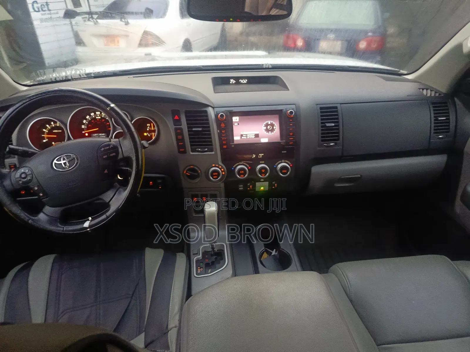 Toyota Sequoia 2011 Silver