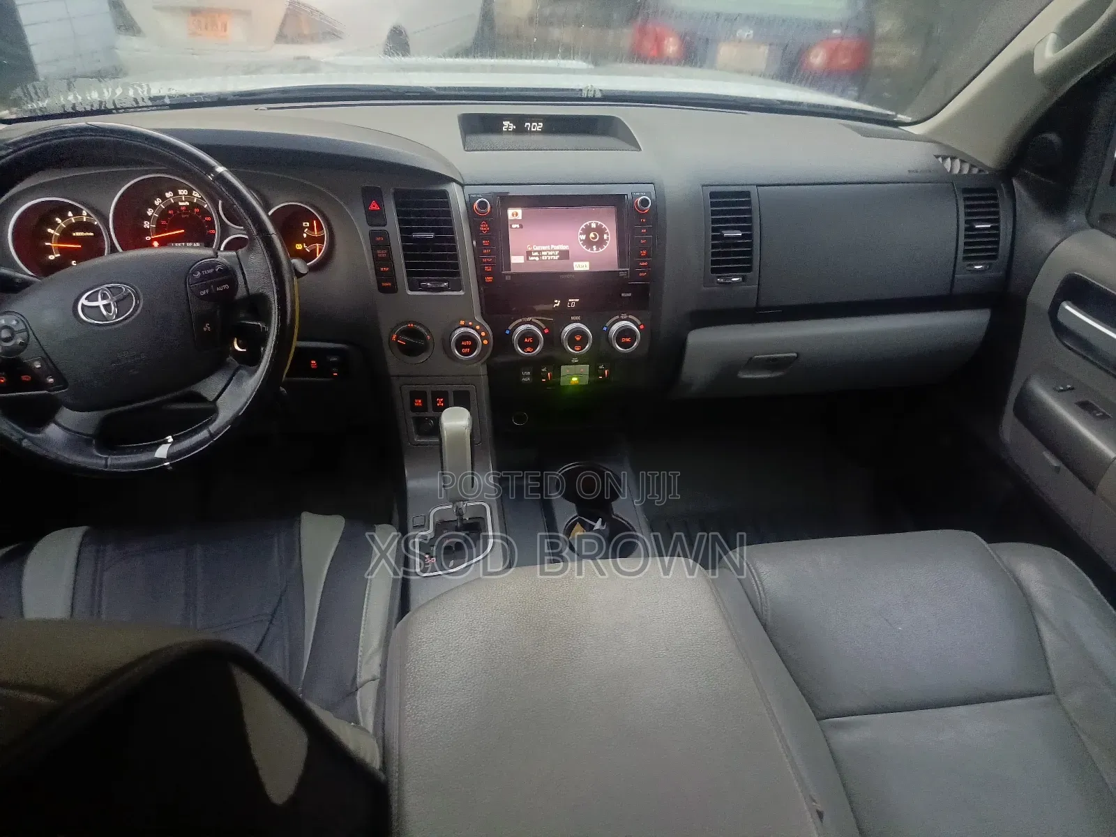Toyota Sequoia 2011 Silver