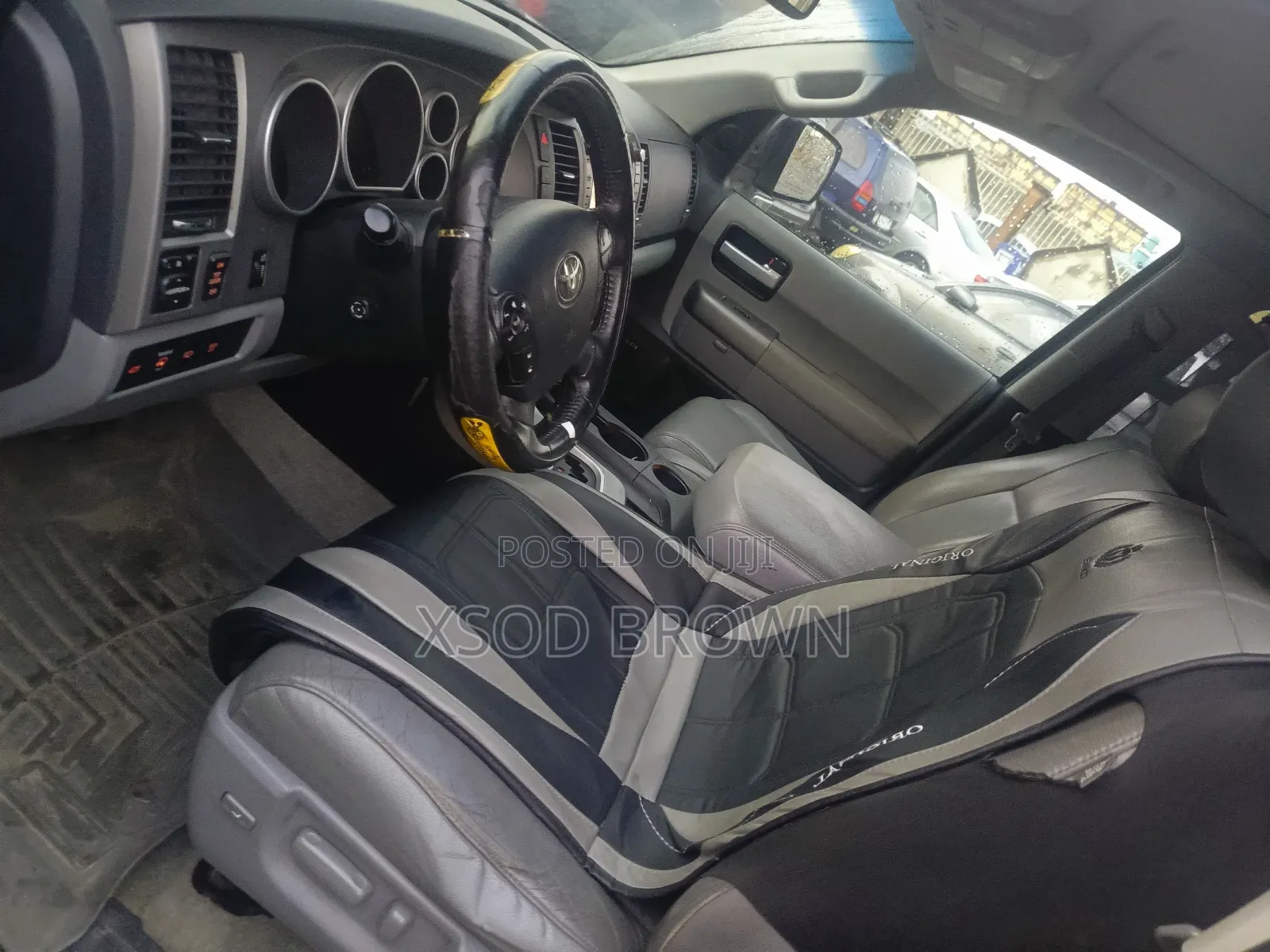 Toyota Sequoia 2011 Silver